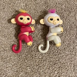 Toys From a pet free and smoke free home